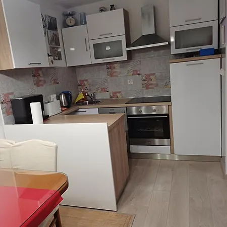 Lukas Galileo Blizu Centra Apartment Makarska